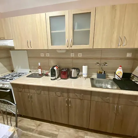 דירה Pataklak Apartman *